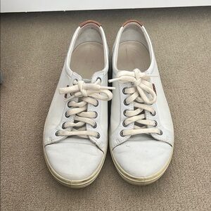 Well loved Women's White Casual Ecco Sneakers